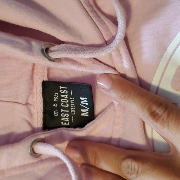 Authentic east coast lifestyle hoodie - Picture 2 of 3